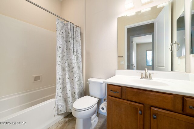 13906 N Rim Trl, Marana, AZ 85658 - full bath featuring toilet, tile patterned flooring, vanity, and shower / tub combo with curtain