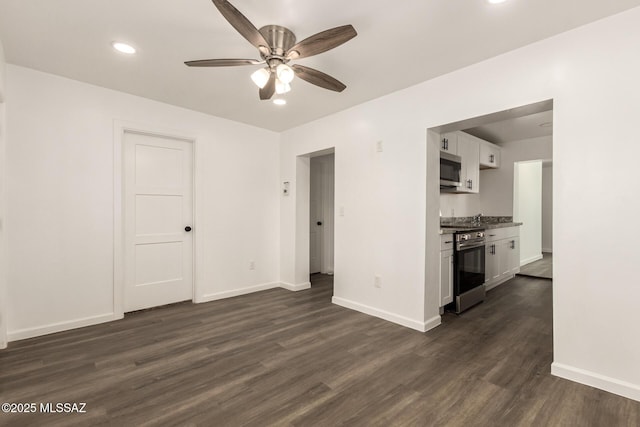 407 E 35th St, Tucson, AZ 85713 - unfurnished living room featuring recessed lighting, dark wood-style flooring, baseboards, and ceiling fan
