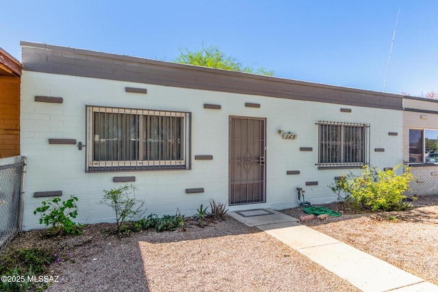 143 W Mossman Rd, Tucson, AZ 85706 - view of front of house