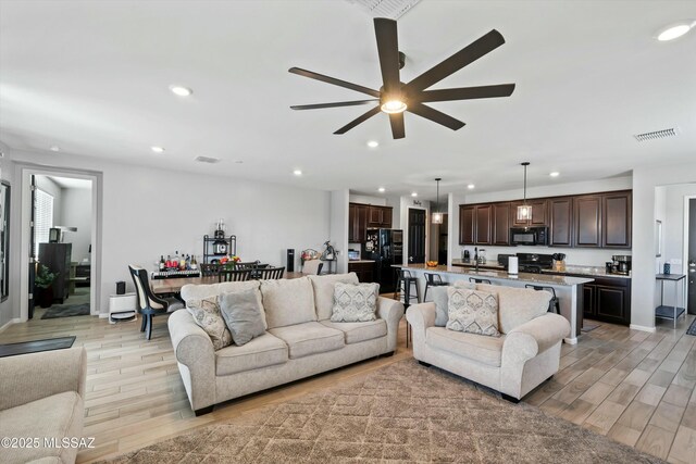 6822 E Via Arroyo Largo, Tucson, AZ 85756