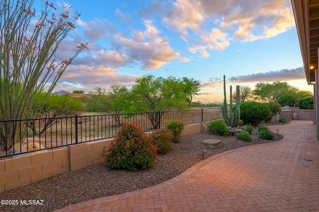 37717 S Terrace Park Dr, Saddlebrooke, AZ 85739 - view of patio featuring a fenced backyard