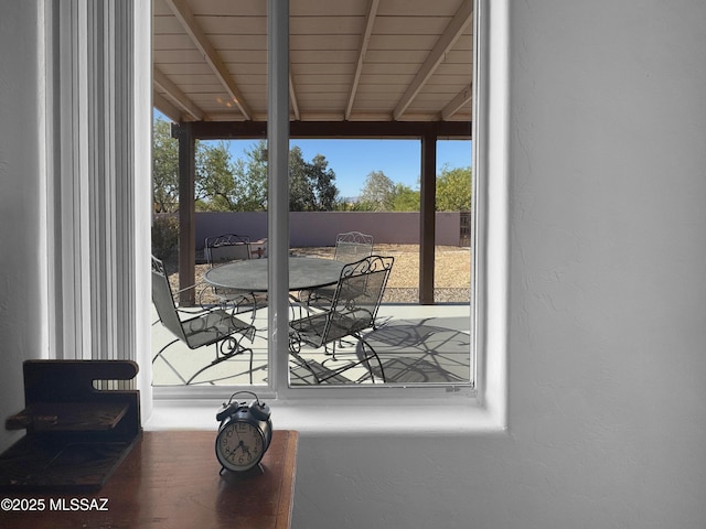 3021 E Dellwood Pl, Vail, AZ 85641 - details featuring a textured wall