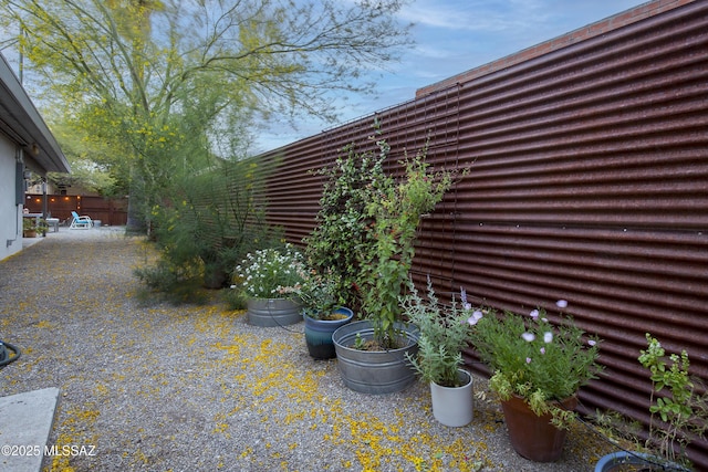 1321 N Norris Ave, Tucson, AZ 85719 - fenced backyard featuring a patio area