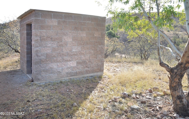 view of outdoor structure