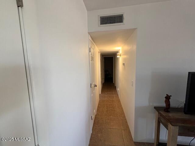 full bathroom featuring visible vents, toilet, tile patterned flooring, and vanity