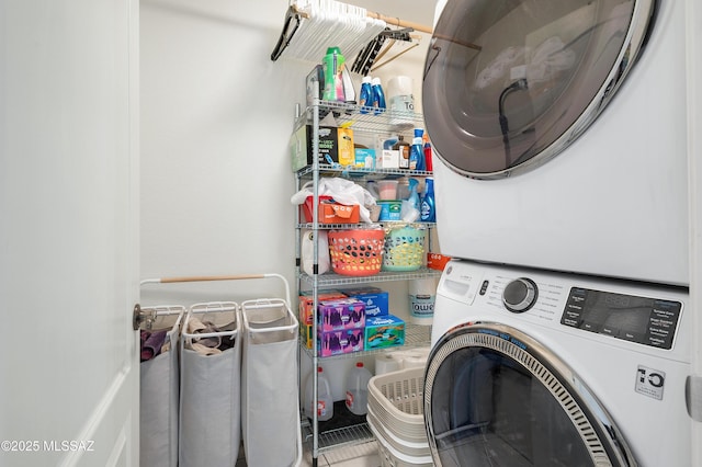 1985 S Mcconnell Dr, Tucson, AZ 85710 - washroom with stacked washer / dryer and laundry area