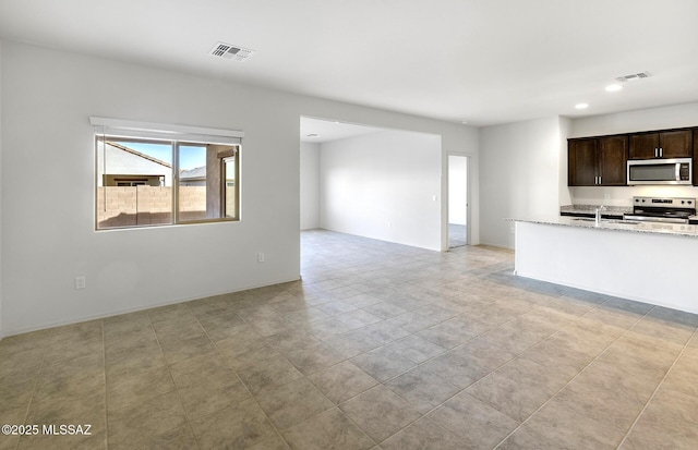865 W Calle El Teclado, Sahuarita, AZ 85629