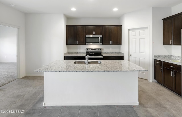 865 W Calle El Teclado, Sahuarita, AZ 85629
