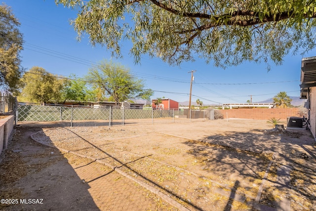 7617 E Morelos Pl, Tucson, AZ 85710 - view of yard featuring cooling unit