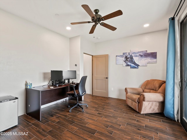 home office with wood finished floors, ceiling fan, and recessed lighting