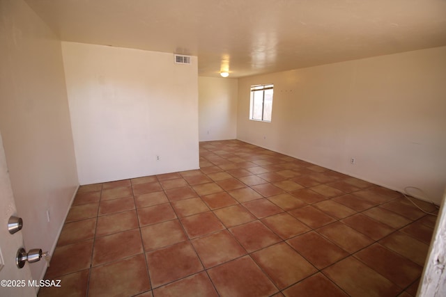 2665 N Leah Pl, Tucson, AZ 85705 - view of tiled spare room