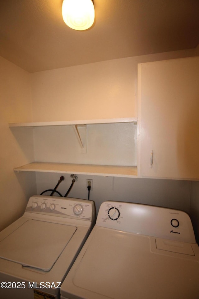 2665 N Leah Pl, Tucson, AZ 85705 - washroom with washing machine and clothes dryer and cabinet space