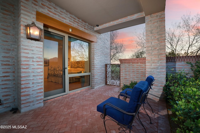 4915 N Via De La Granja, Tucson, AZ 85718 - patio terrace at dusk featuring fence