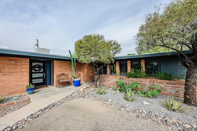 1652 W Roller Coaster Rd, Tucson, AZ 85704 - view of entrance to property