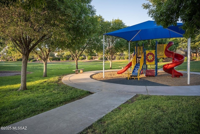 community play area with a yard