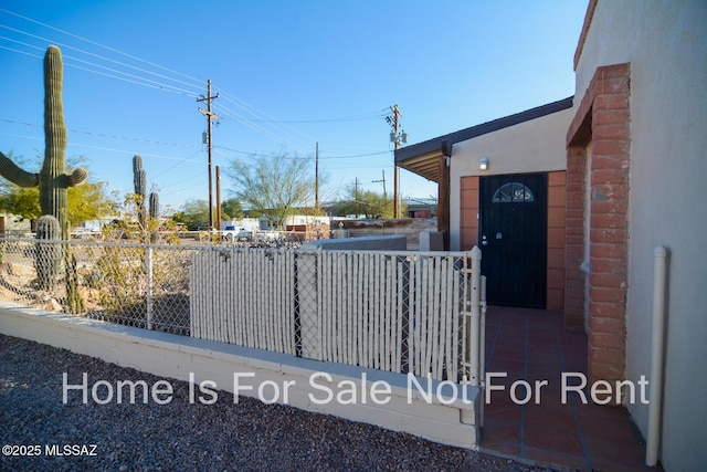 exterior space featuring fence