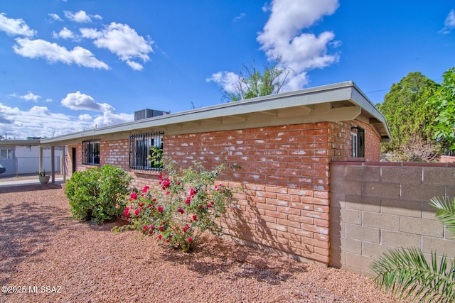 5754 S Ray Stra, Tucson, AZ 85706 - view of side of property with fence and brick siding