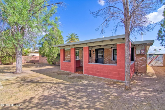 5754 S Ray Stra, Tucson, AZ 85706 - bungalow-style house with fence and concrete block siding