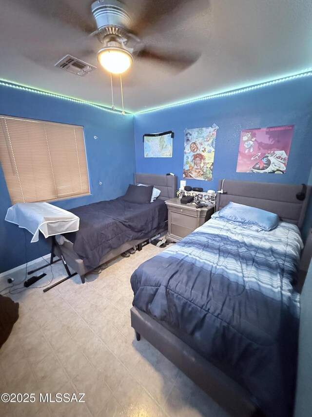2019 W Calle Cielo De Oro, Tucson, AZ 85746 - bedroom with visible vents and ceiling fan