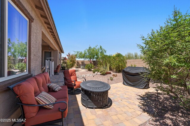 660 W Aviator Crossing Dr, Oro Valley, AZ 85755 - view of patio featuring a fenced backyard