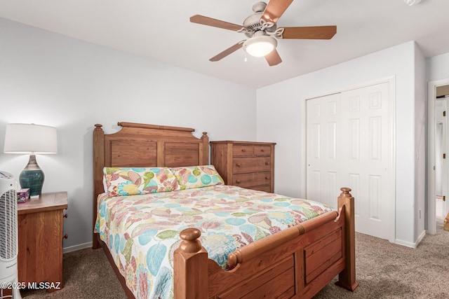 bedroom featuring baseboards, a ceiling fan, a closet, and carpet flooring