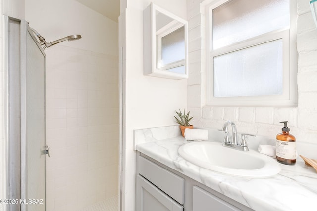 2826 W Jacinto St, Tucson, AZ 85745 - bathroom featuring a stall shower and vanity
