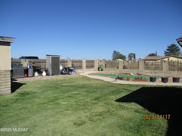 2583 W Arcadia Ln, Willcox, AZ 85643 - view of yard with fence