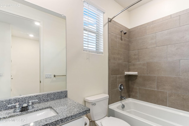 10394 S Cienega Knolls Loop, Vail, AZ 85641 - bathroom featuring toilet, vanity, and shower / tub combination