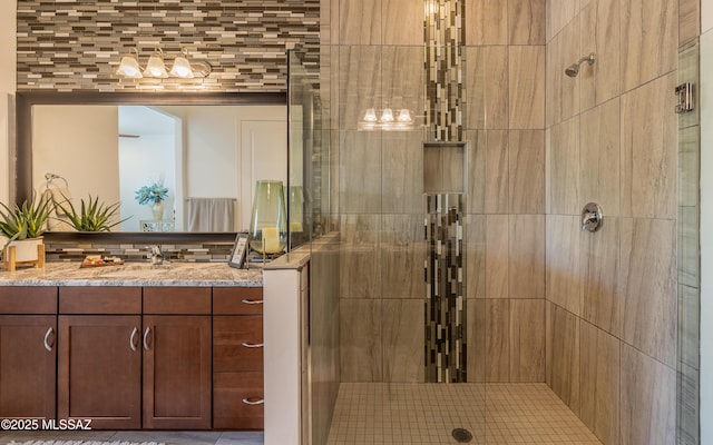 13274 Humphreys Peak Dr, Oro Valley, AZ 85755 - bathroom with a tile shower and vanity