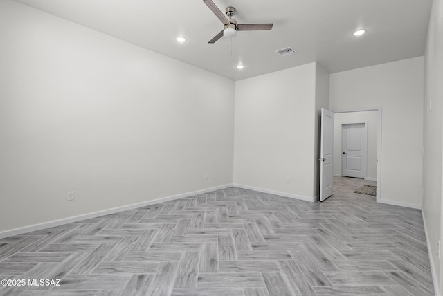 empty room with ceiling fan, baseboards, visible vents, and recessed lighting