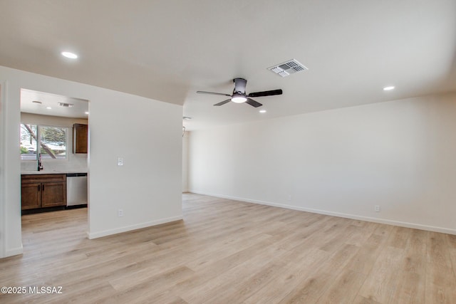 unfurnished living room featuring recessed lighting, visible vents, light wood finished floors, and a ceiling fan