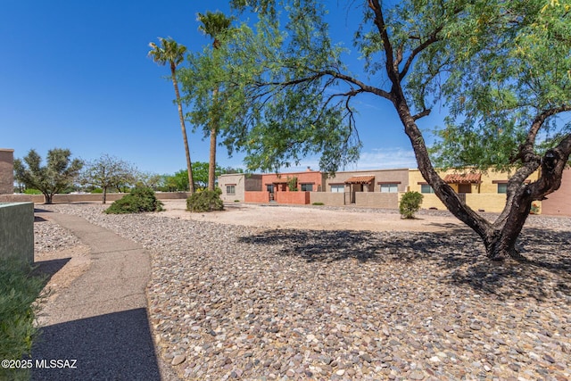 8341 E Placita Prado, Tucson, AZ 85710 - view of yard