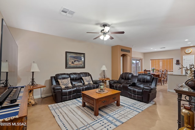 12489 N Owl Head Canyon Rd, Marana, AZ 85658 - living area featuring visible vents, recessed lighting, baseboards, and ceiling fan