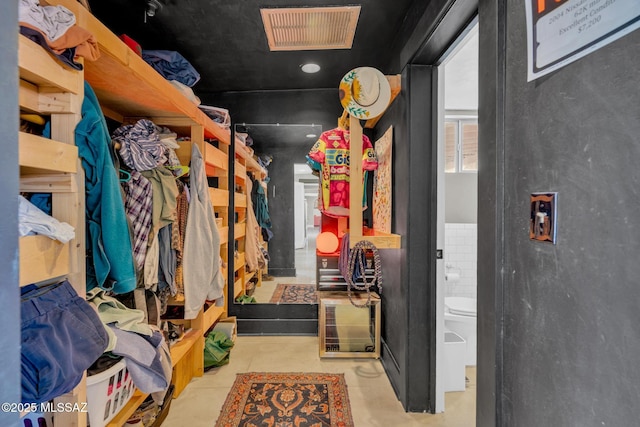 2716 E 6th St, Tucson, AZ 85716 - view of walk in closet
