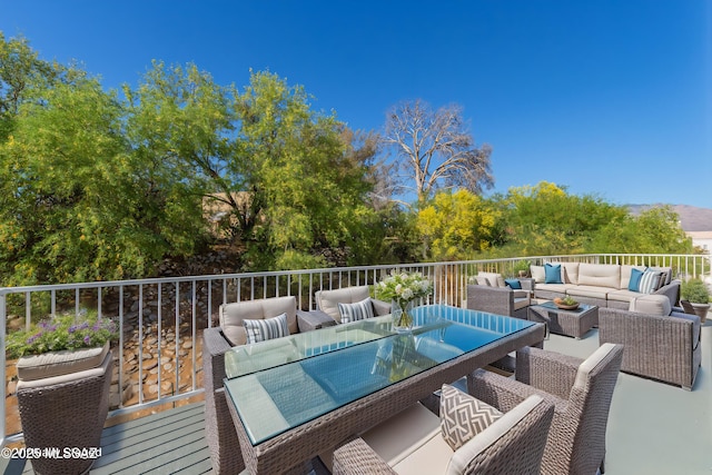 3762 W Meadow Briar Dr, Tucson, AZ 85741 - view of patio featuring an outdoor hangout area