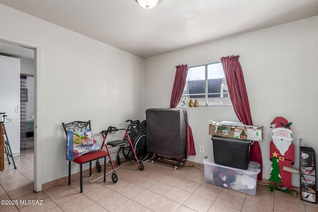 414 E 34th St, Tucson, AZ 85713 - rec room with baseboards
