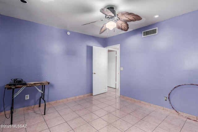 414 E 34th St, Tucson, AZ 85713 - tiled spare room featuring visible vents, a ceiling fan, and recessed lighting