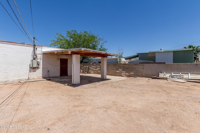 414 E 34th St, Tucson, AZ 85713 - view of yard with fence