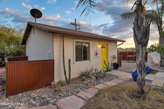 901 W Las Lomitas Rd, Tucson, AZ 85704 - view of front of house with stucco siding and a patio