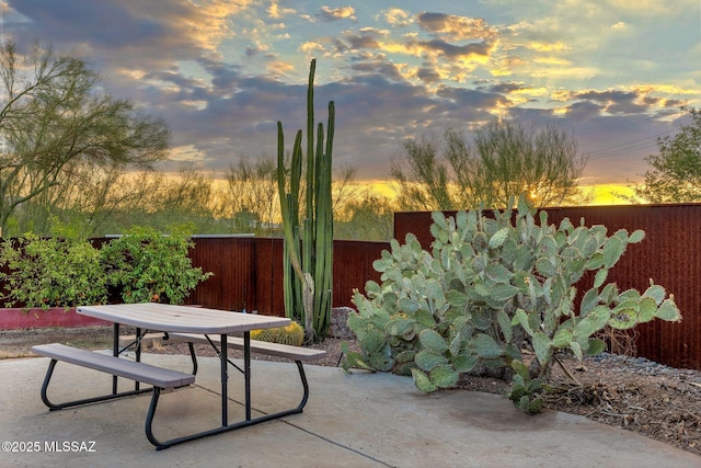 901 W Las Lomitas Rd, Tucson, AZ 85704 - view of patio / terrace featuring outdoor dining area