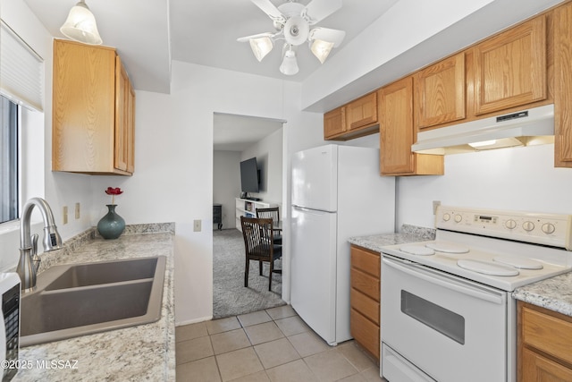 1376 S Desert Meadows Cir, Green Valley, AZ 85614 - kitchen with white appliances, under cabinet range hood, a sink, ceiling fan, and light tile patterned floors