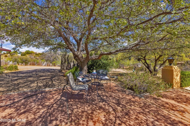 280 W Oak Hills Dr, Oracle, AZ 85623 - view of yard featuring a patio