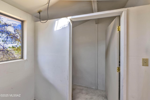 280 W Oak Hills Dr, Oracle, AZ 85623 - bathroom featuring concrete flooring