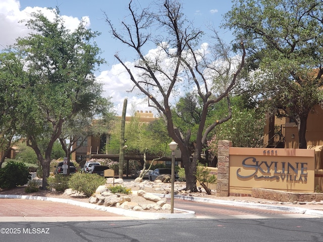 6651 N Campbell Ave Apt 152, Tucson, AZ 85718 - view of community / neighborhood sign