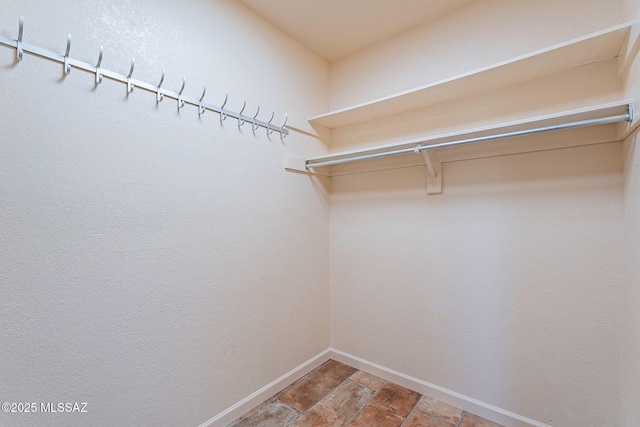 912 S Las Lomas Cir, Green Valley, AZ 85614 - view of spacious closet