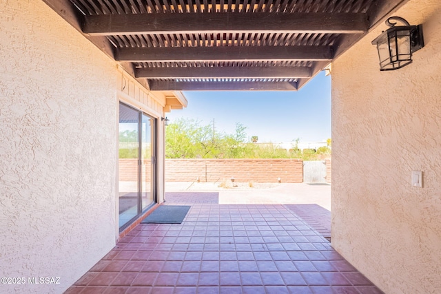912 S Las Lomas Cir, Green Valley, AZ 85614 - view of patio featuring fence