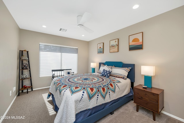 bedroom featuring ceiling fan, carpet, baseboards, visible vents, and recessed lighting