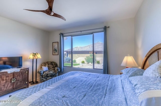bedroom featuring ceiling fan