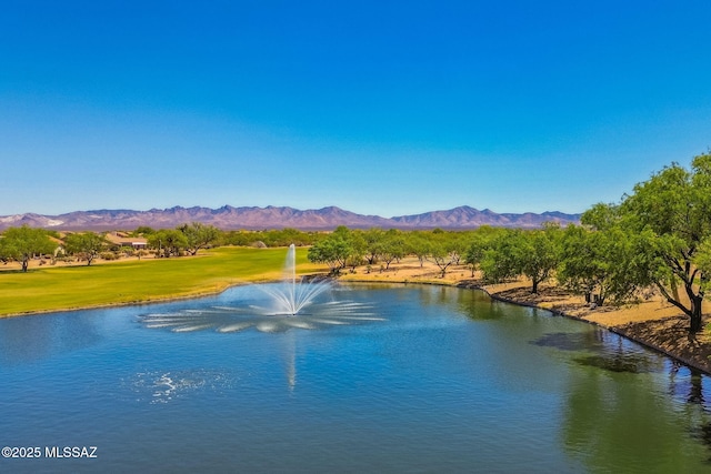 water view featuring a mountain view