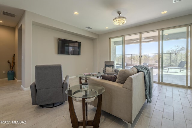 5369 S Sierra Prieta Trl, Tucson, AZ 85747 - living area featuring visible vents, recessed lighting, and baseboards